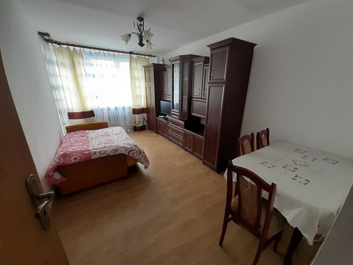 Centrum Zlote Tarasy Metro Rondo Onz Balkon Apartman Varsó Kültér fotó