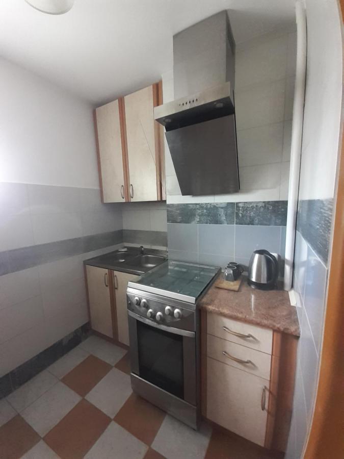 Centrum Zlote Tarasy Metro Rondo Onz Balkon Apartman Varsó Kültér fotó